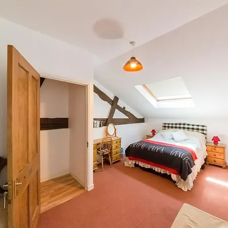Gites De & Chambres D'hotes Brives-sur-Charente