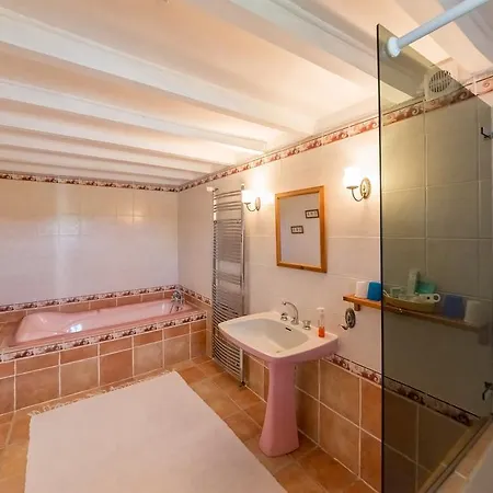 Gites De & Chambres D'hotes Brives-sur-Charente
