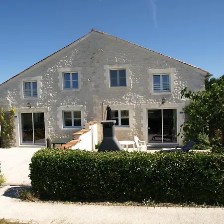 Gites De & Chambres D'hotes Hotel