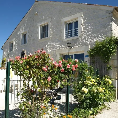 Gites De & Chambres D'hotes Brives-sur-Charente