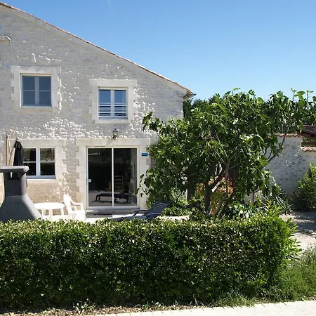 Gites De & Chambres D'hotes Otel Brives-sur-Charente
